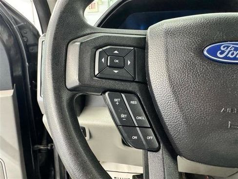 Used 2017 Ford F250 XLT w/ XLT Value Package AWD/4WD image 16