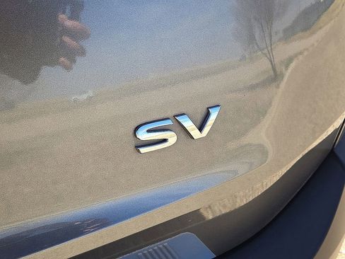 Used 2023 Nissan Rogue SV image 12