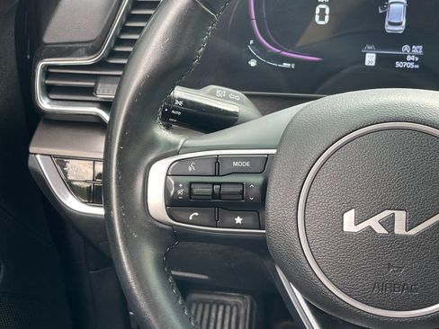 Used 2024 Kia Sportage EX FWD image 26