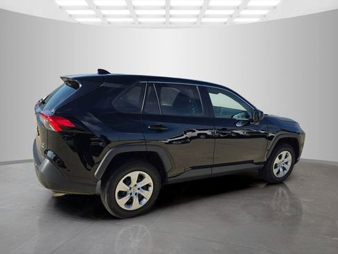 Used 2023 Toyota RAV4 LE image 8