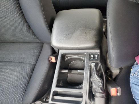 Used 2014 Subaru Impreza 2.0i Premium image 23