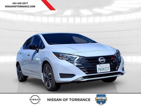 Used 2025 Nissan Versa SR w/ Trunk Package FWD image 1