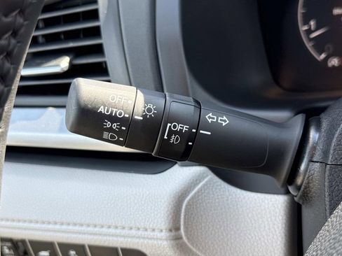 Used 2026 Honda Odyssey EX-L image 12