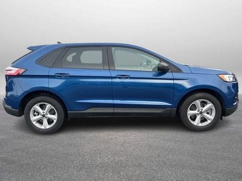 Used 2024 Ford Edge SE image 6