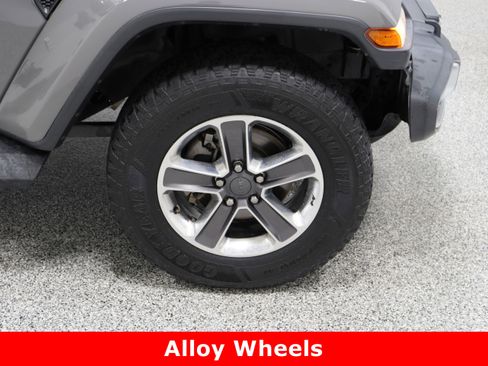 Used 2021 Jeep Wrangler Unlimited Sahara image 5