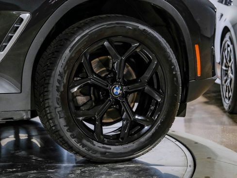 Used 2025 BMW X4 xDrive30i image 60