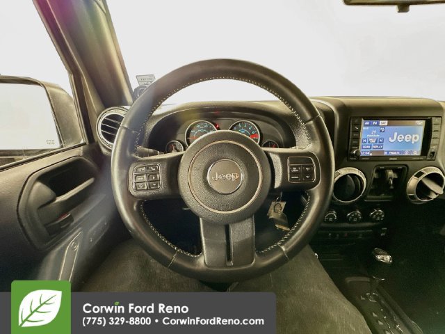 Used 2012 Jeep Wrangler Unlimited Rubicon AWD/4WD image 14
