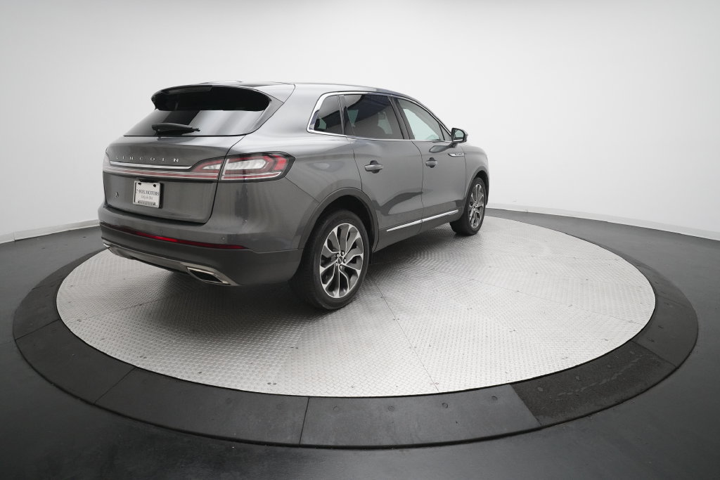 Used 2023 Lincoln Nautilus Reserve w/ Luxury Package AWD/4WD image 35