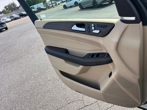 Used 2018 Mercedes-Benz GLE 350 4MATIC image 15