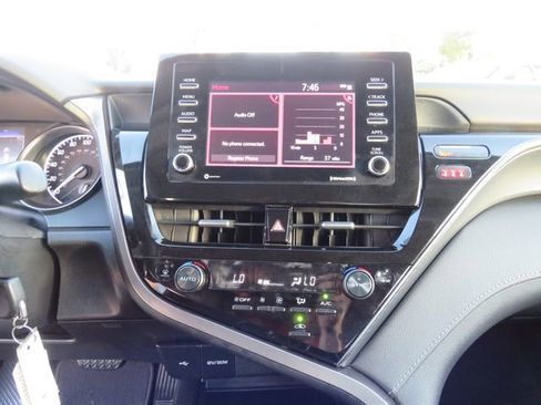 Certified 2023 Toyota Camry SE image 23