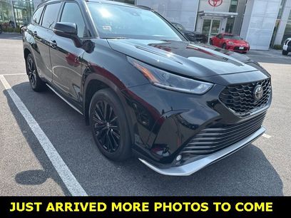 Used 2023 Toyota Highlander XSE