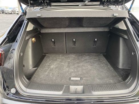 Used 2024 Chevrolet Trax ACTIV w/ Sunroof Package image 25