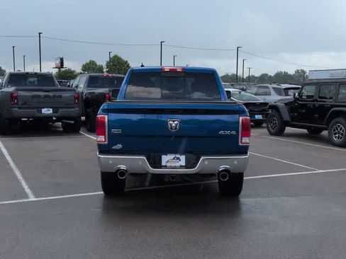Used 2017 RAM 1500 Laramie w/ Convenience Group AWD/4WD image 7