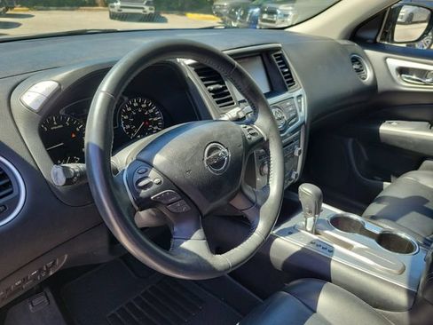 Used 2017 Nissan Pathfinder SL w/ Cargo Package FWD image 22