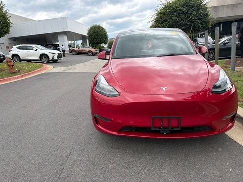 Used 2023 Tesla Model Y Long Range AWD/4WD image 5