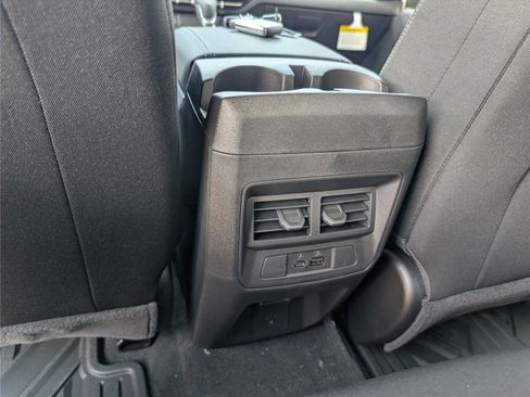 New 2025 GMC Canyon Elevation w/ Convenience Package image 32