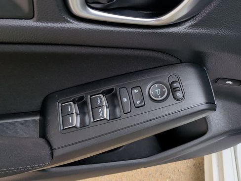 Used 2023 Honda Civic Sport image 13