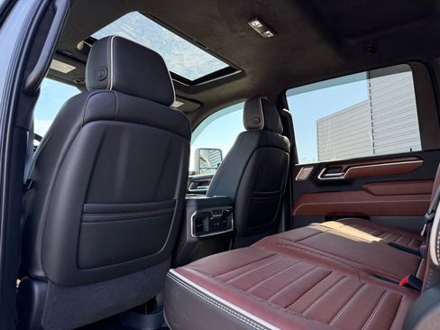 Used 2025 GMC Sierra 2500 Denali Ultimate image 25