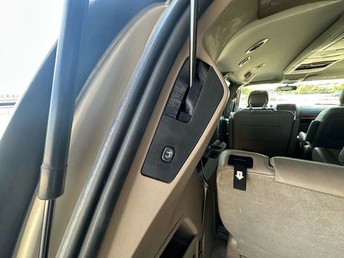 Used 2012 Chrysler Town & Country Touring w/ Entertainment Group #1 image 18