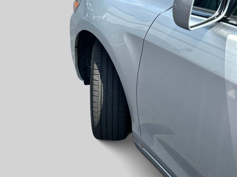 Used 2010 Toyota Camry LE image 10