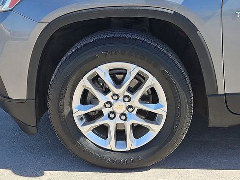 Used 2019 Chevrolet Traverse LS FWD image 9