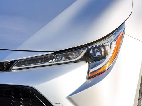 Used 2021 Toyota Corolla LE w/ Carpet Mat Package (TMS) FWD image 5