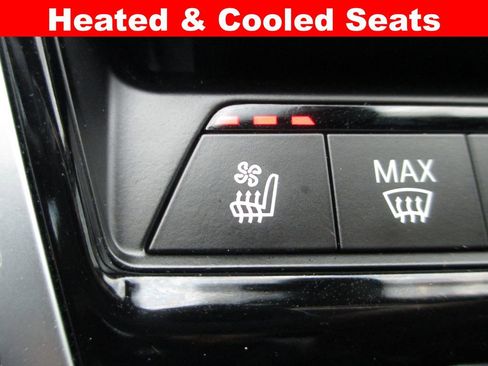 Used 2023 BMW 840i Gran Coupe w/ Comfort Seating Package image 17