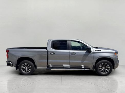 Used 2024 Chevrolet Silverado 1500 RST w/ Z71 Off-Road Package AWD/4WD image 5