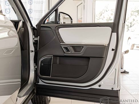 Used 2024 Rivian R1S Adventure image 42