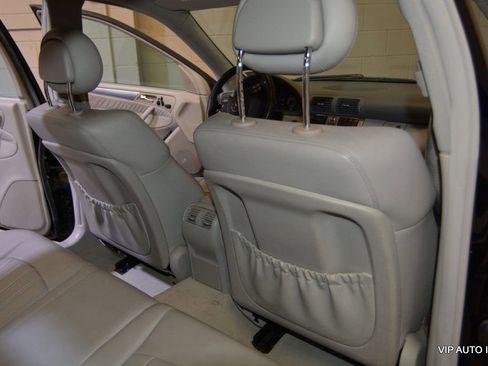 Used 2005 Mercedes-Benz C 55 AMG Sedan image 21