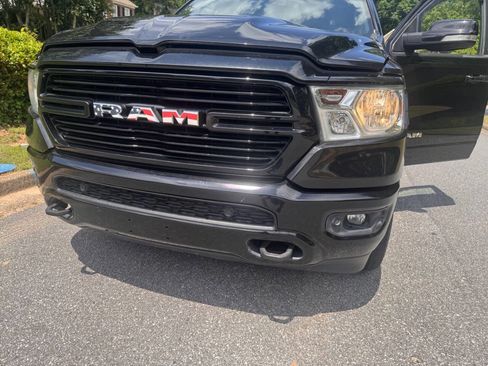 Used 2019 RAM 1500 Big Horn AWD/4WD image 1