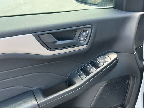 Certified 2022 Ford Escape SE AWD/4WD image 30
