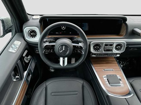 Used 2026 Mercedes-Benz G 550 w/ Exclusive Interior Package image 24