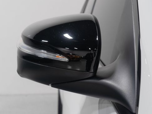 Used 2026 Mercedes-Benz Maybach GLS 600 4MATIC image 15