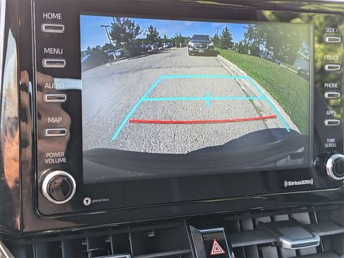 Used 2021 Toyota Corolla SE w/ SE Premium Package image 24