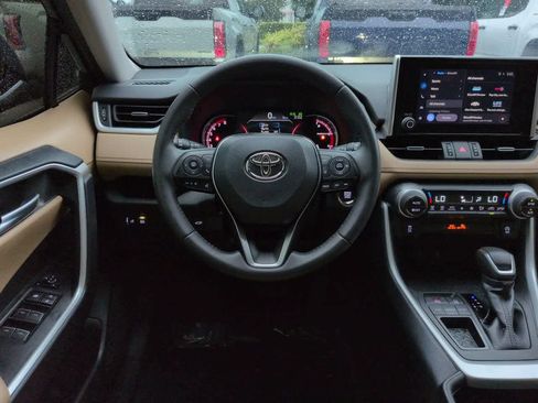 Used 2025 Toyota RAV4 XLE Premium FWD image 15