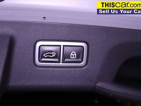 Used 2022 Kia Sorento EX w/ Panoramic Sunroof Package FWD image 31