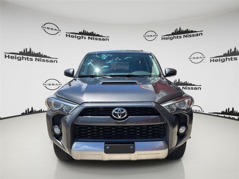 Used 2019 Toyota 4Runner TRD Off-Road Premium AWD/4WD image 9