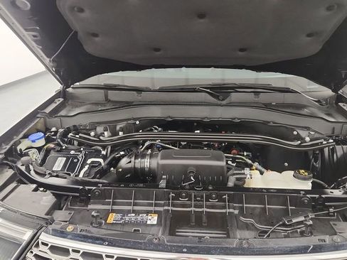Used 2022 Ford Explorer Limited w/ Equipment Group 301A image 32
