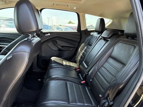 Used 2017 Ford Escape Titanium image 16