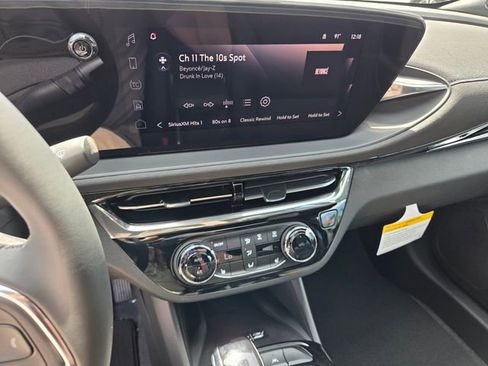 New 2026 Buick Envista Sport Touring w/ Convenience I Package FWD image 24