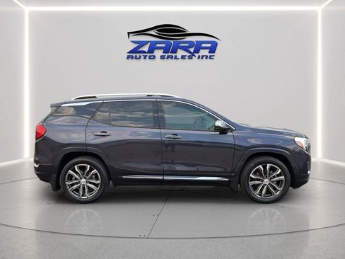 Used 2019 GMC Terrain Denali w/ Advanced Safety Package AWD/4WD image 8