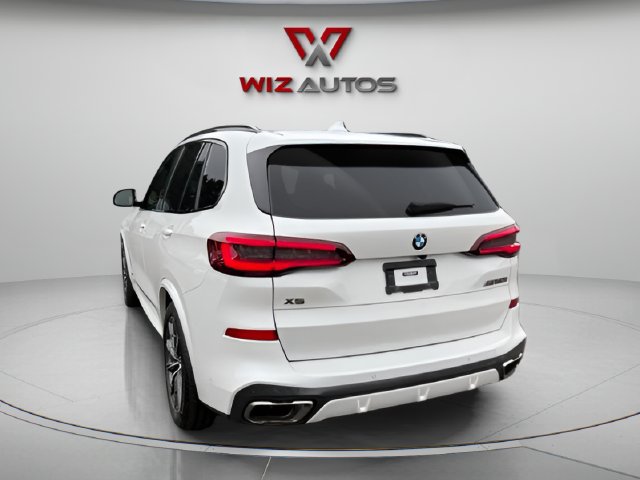 Used 2021 BMW X5 M50i AWD/4WD image 3