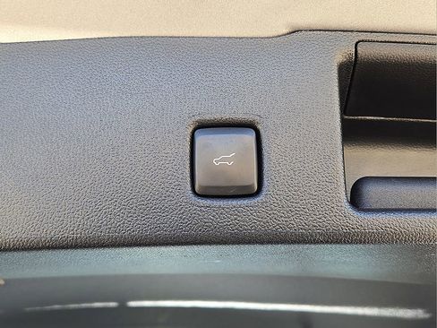 Used 2024 Ford Escape Active image 14