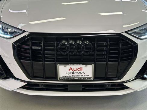 Used 2025 Audi Q3 2.0T Premium w/ Convenience Package image 8
