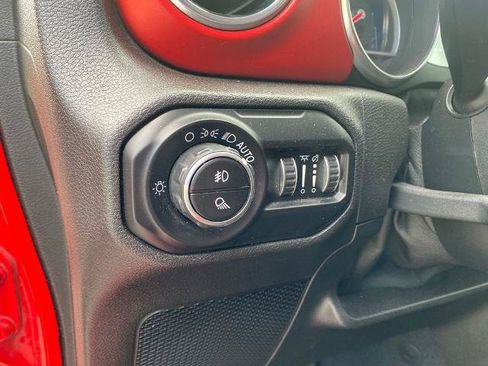 Used 2020 Jeep Gladiator Rubicon AWD/4WD image 15