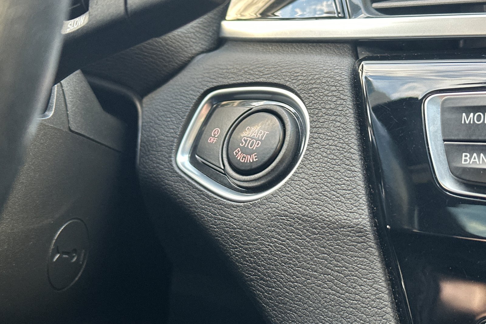 Used 2018 BMW X1 xDrive28i AWD/4WD image 25