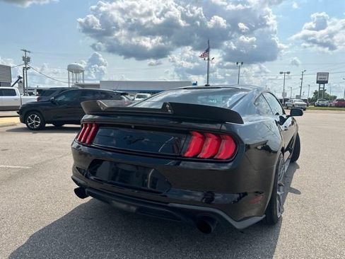 Used 2019 Ford Mustang Coupe w/ Black Accent Package RWD image 15