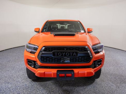 Used 2023 Toyota Tacoma 4x4 Double Cab image 2