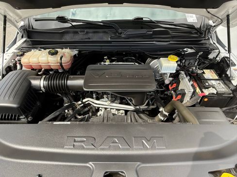 Used 2022 RAM 1500 Big Horn AWD/4WD image 33